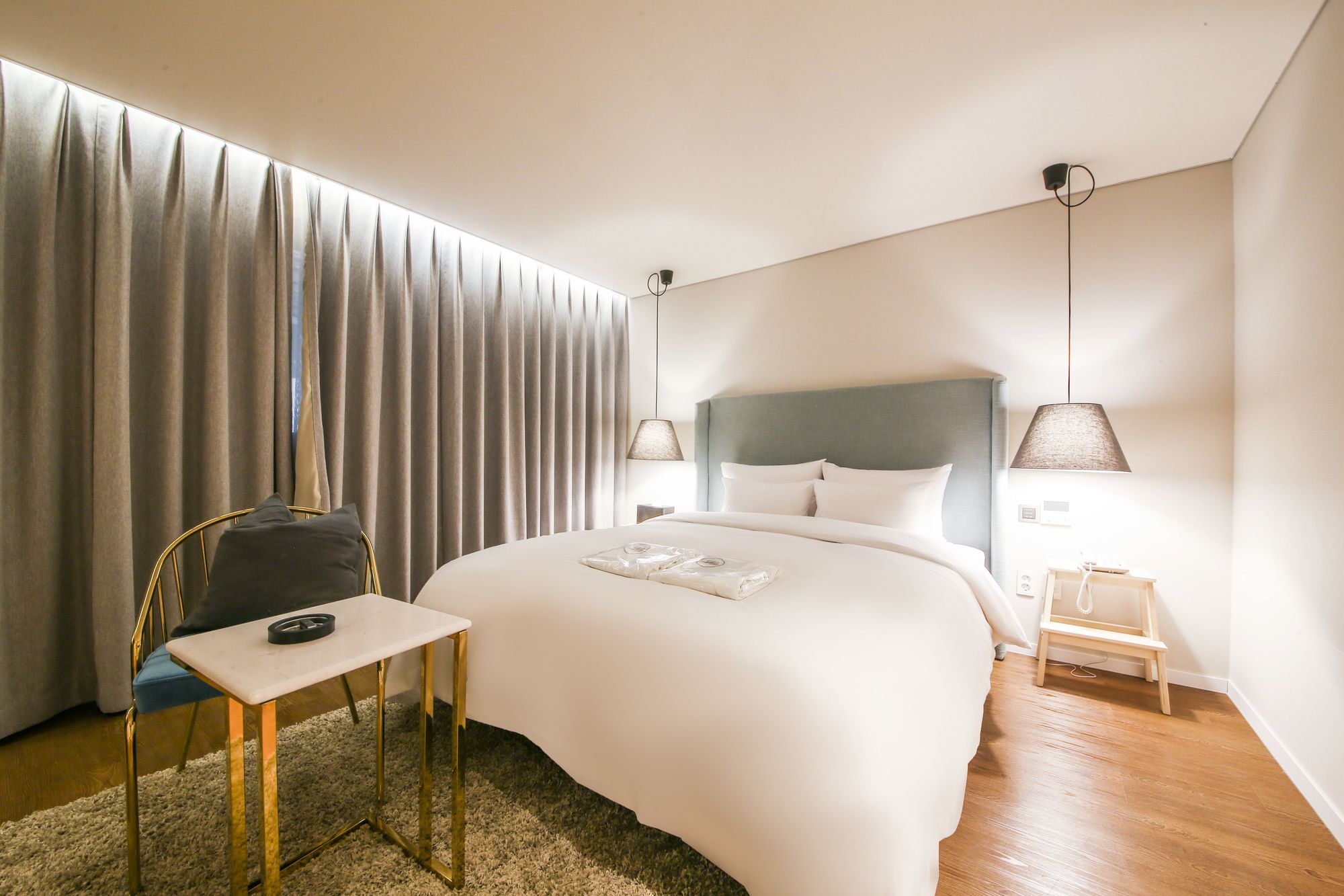 Фото Hotel Londoner Yongwon