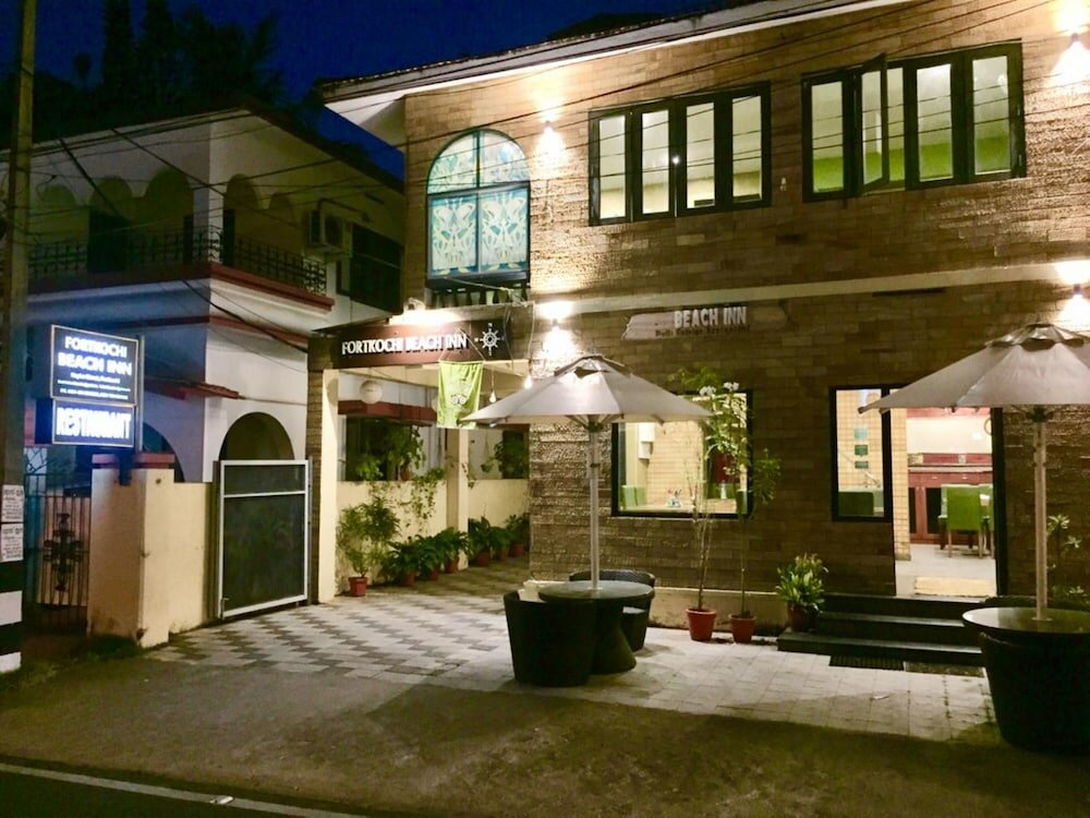 Фото Fortkochi Beach Inn