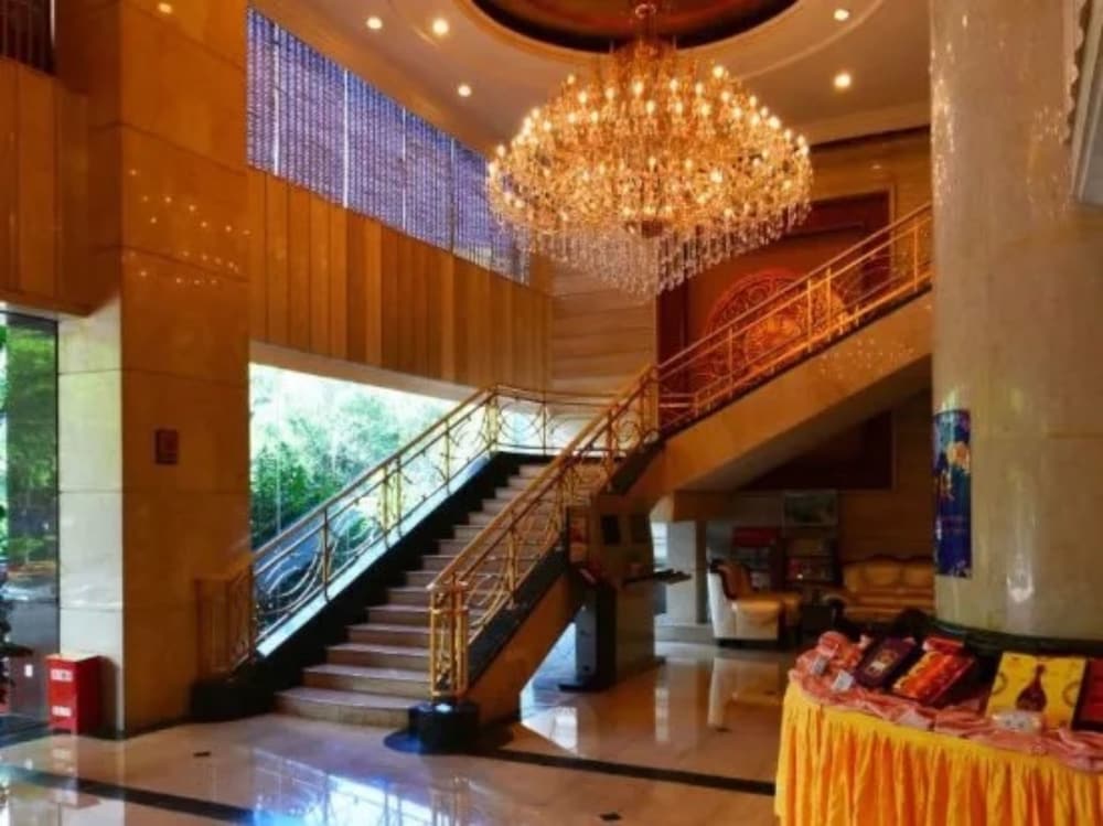 Фото Fujian Sunshine Holiday Hotel