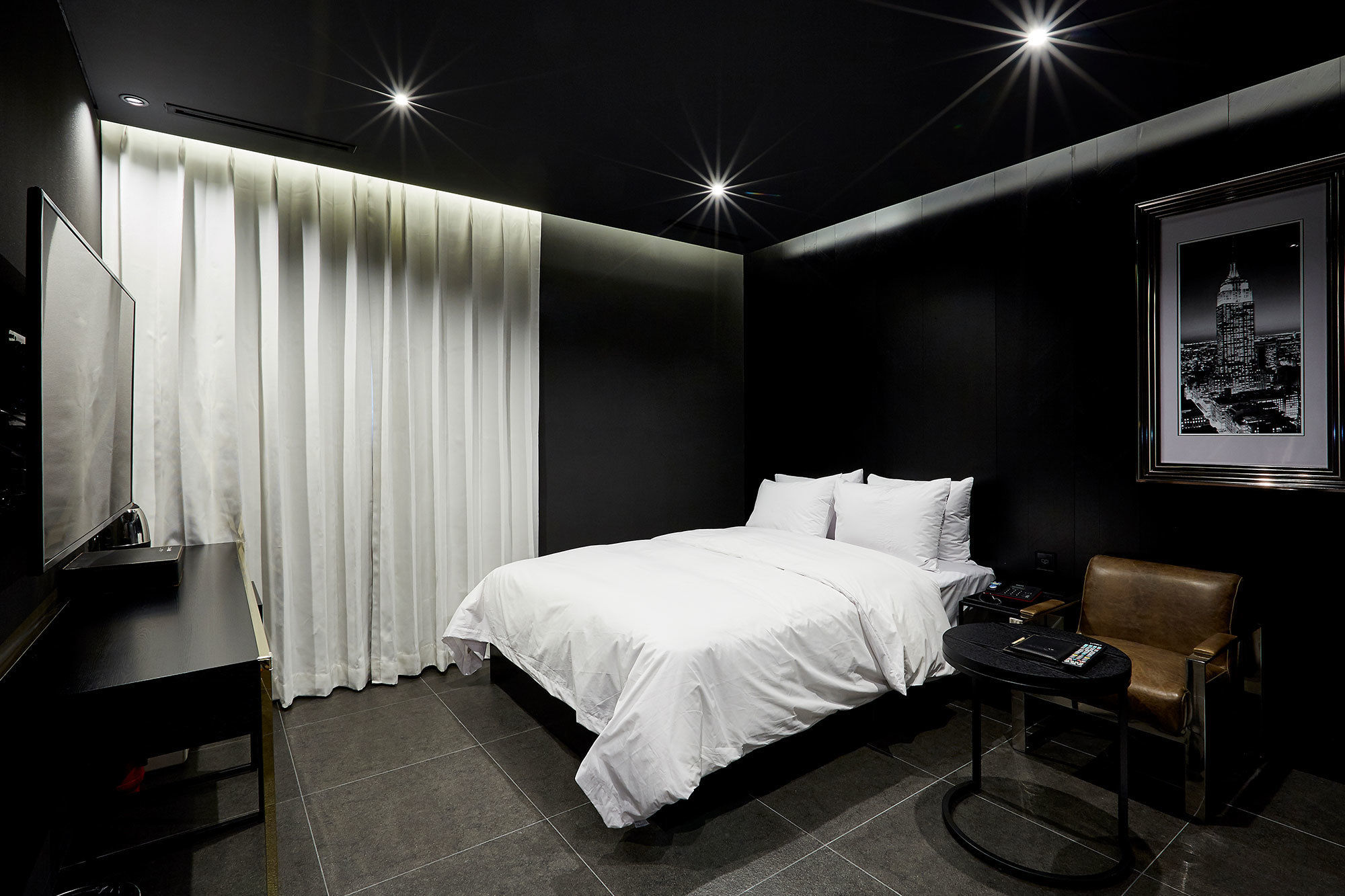 Фото Hotel The Artist Yeoksam