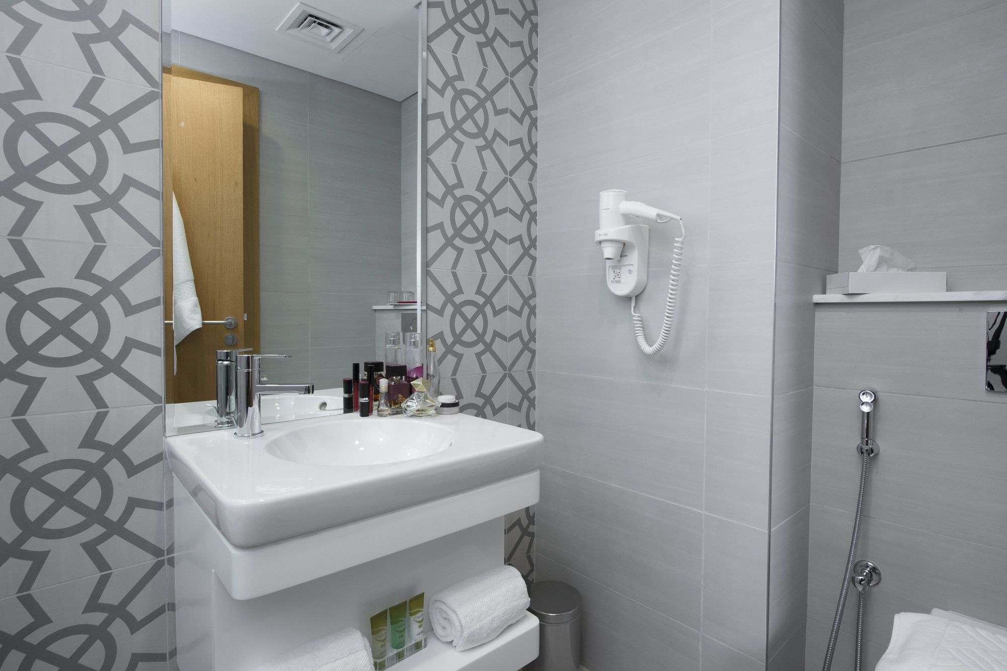 Фото Ibis Styles Manama Diplomatic Area