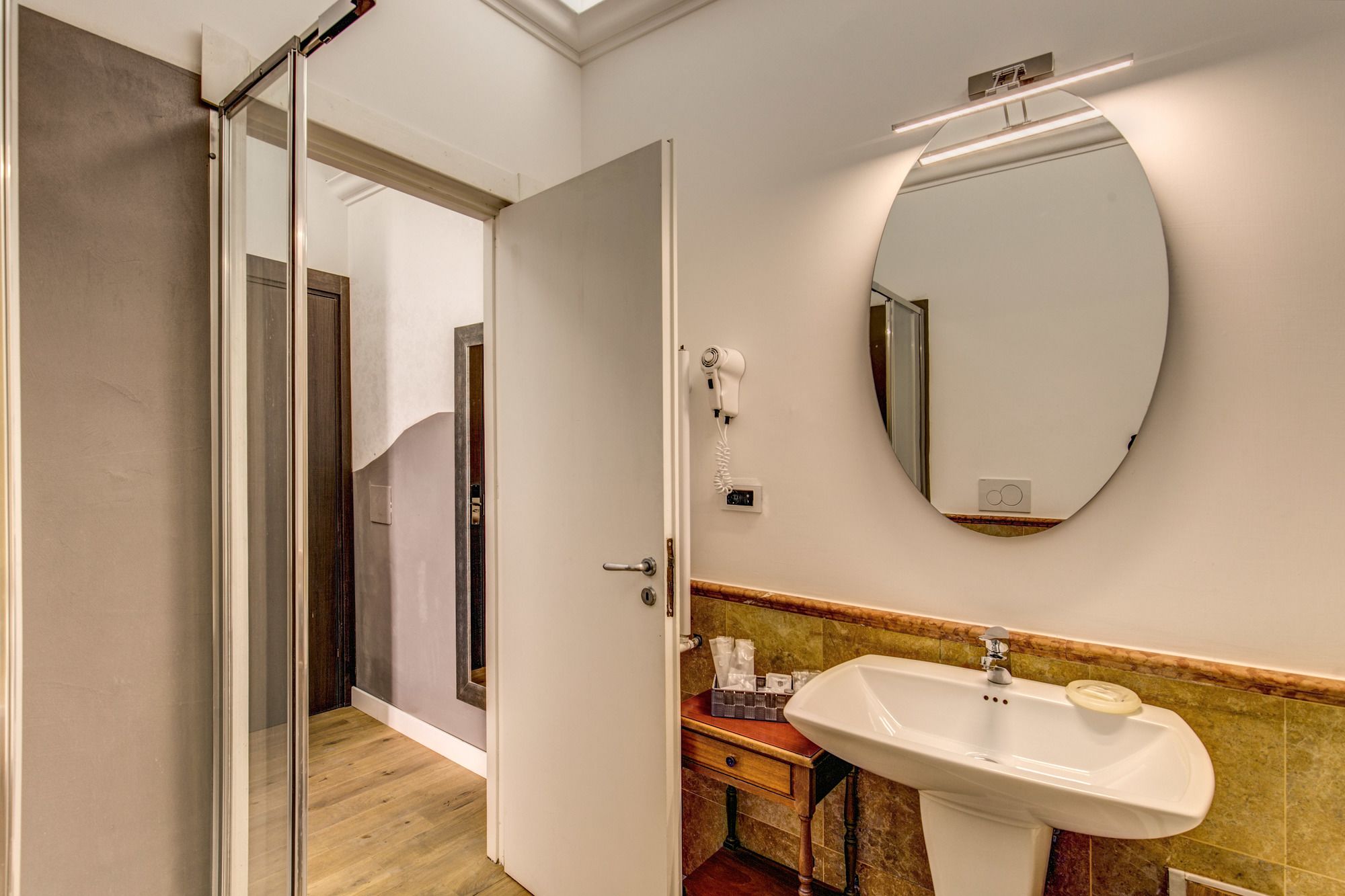 Фото Suite in Rome Veneto