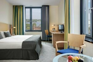 Гостиница IntercityHotel Hamburg Hauptbahnhof