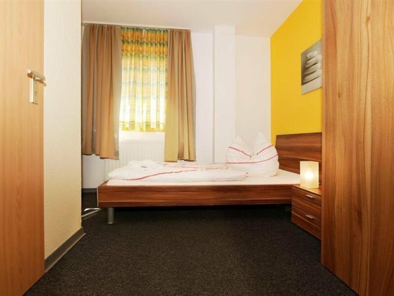 Фото Hotel Goldener Hahn