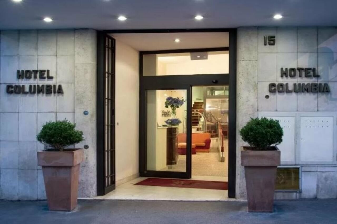 Фото отеля 1