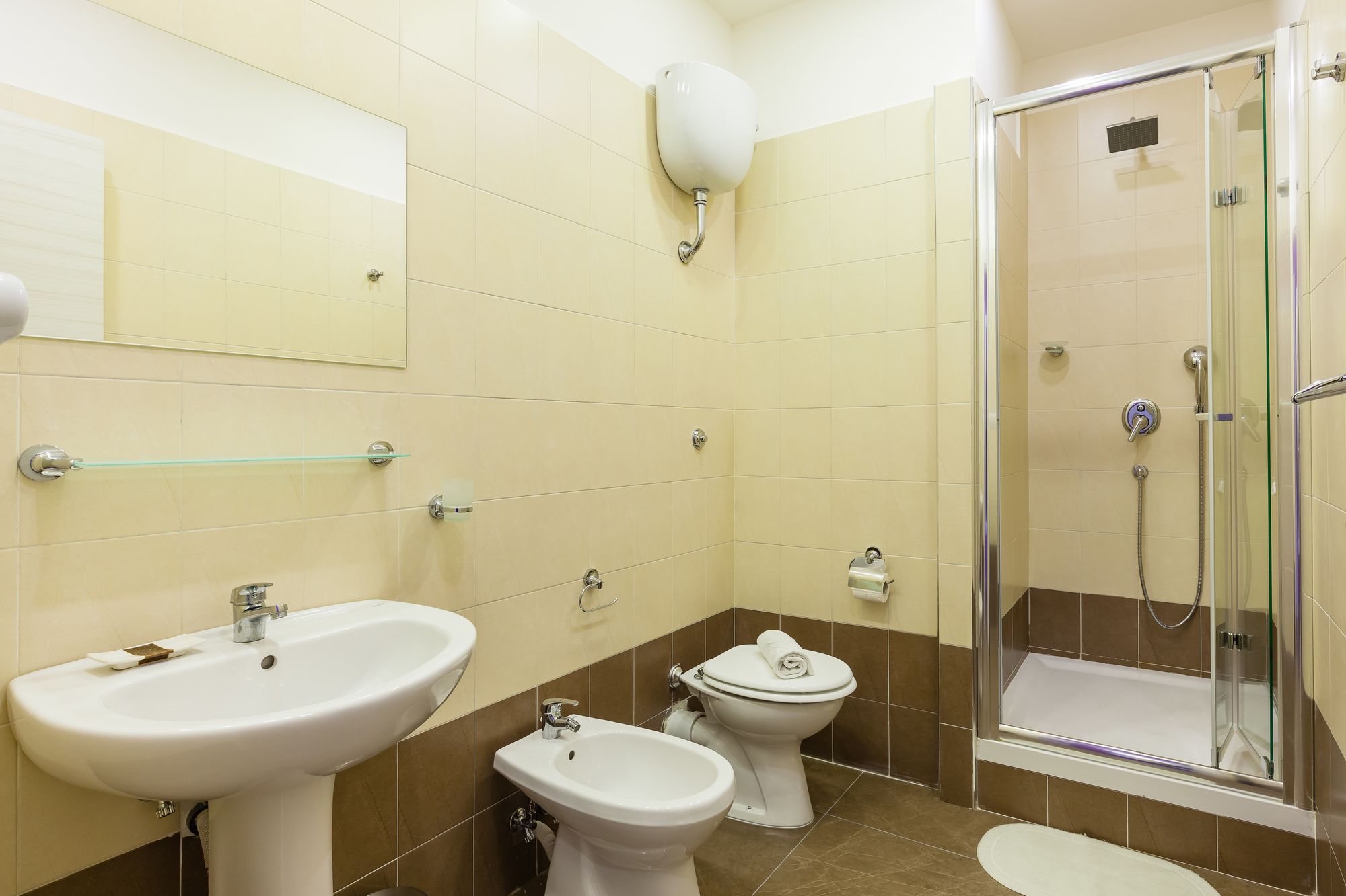 Фото Bh Napoli Railway