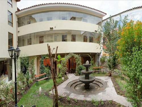 Гостиница Taypikala Hotel Cusco