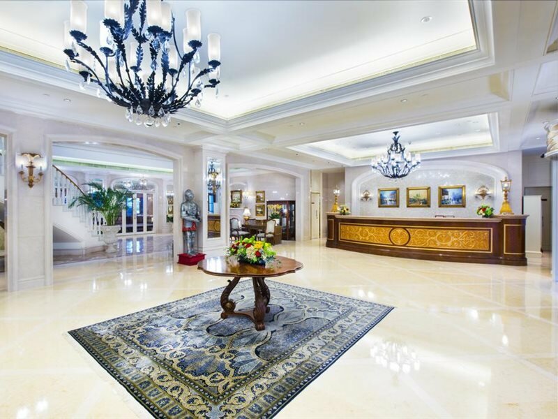 Фото Rocks Hotel