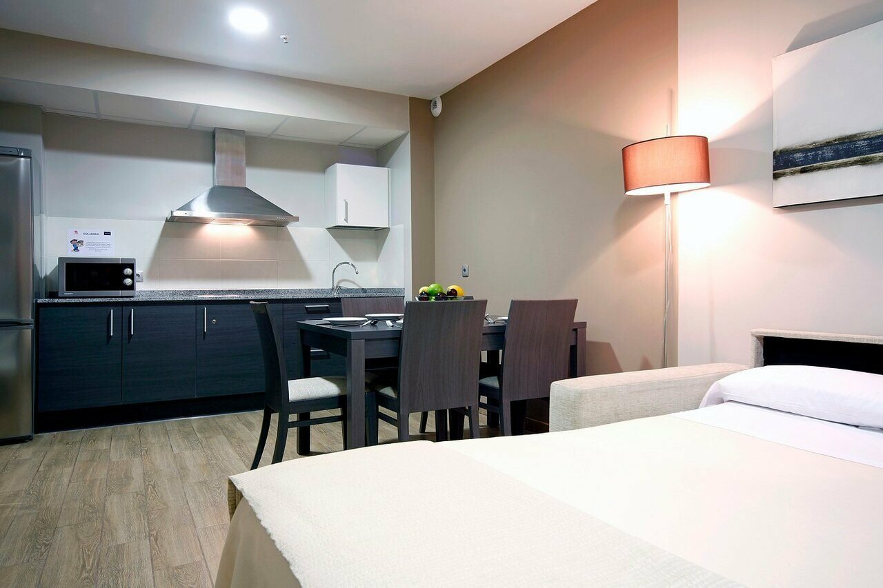 Фото Apartahotel & SPA Jacetania