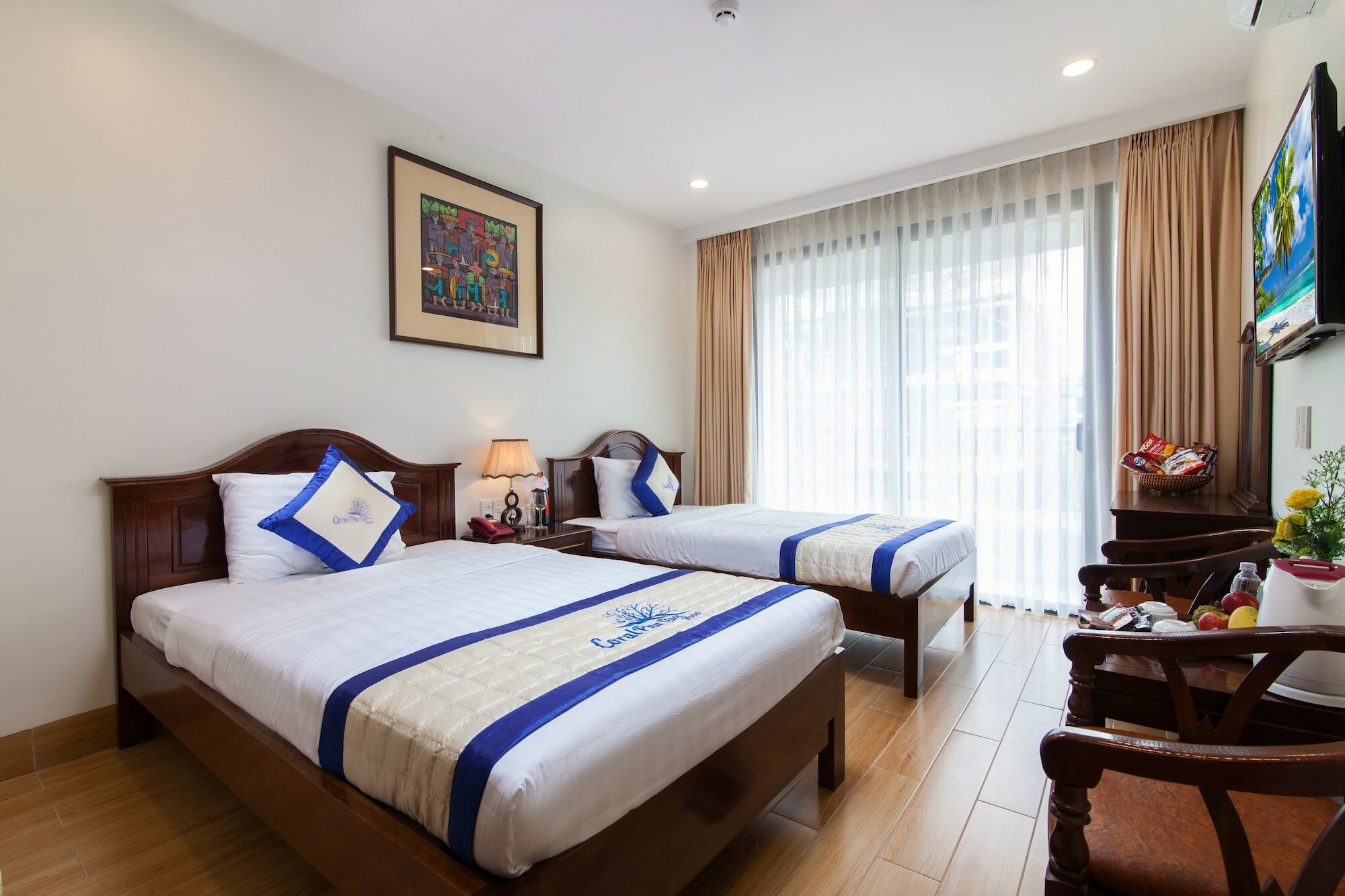 Фото Coral Phu Quoc Hotel