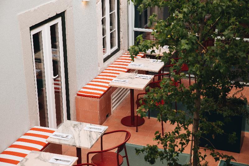 Фото Esqina Cosmopolitan Lodge