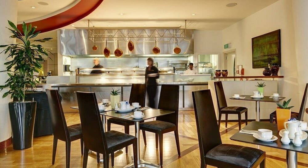 Фото Adina CityLife Auckland