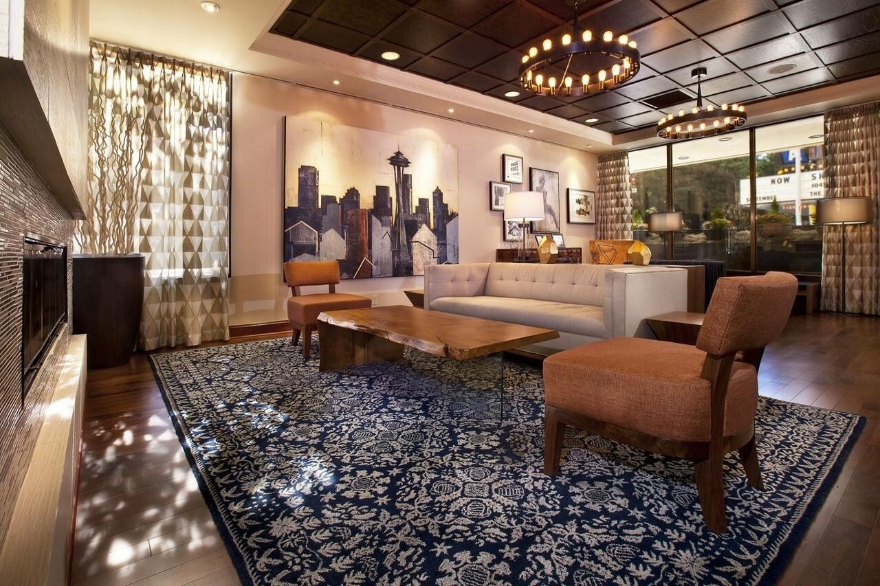 Фото Warwick Seattle