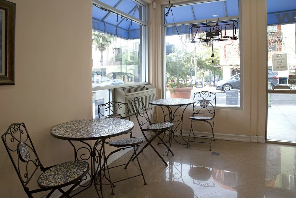 Фото Harborview Inn & Suites San Diego Harbor