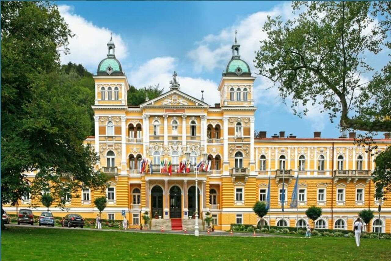 Фото 194355623668