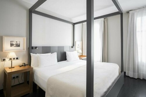 Отель Chic&basic Habana Hoose в Барселоне