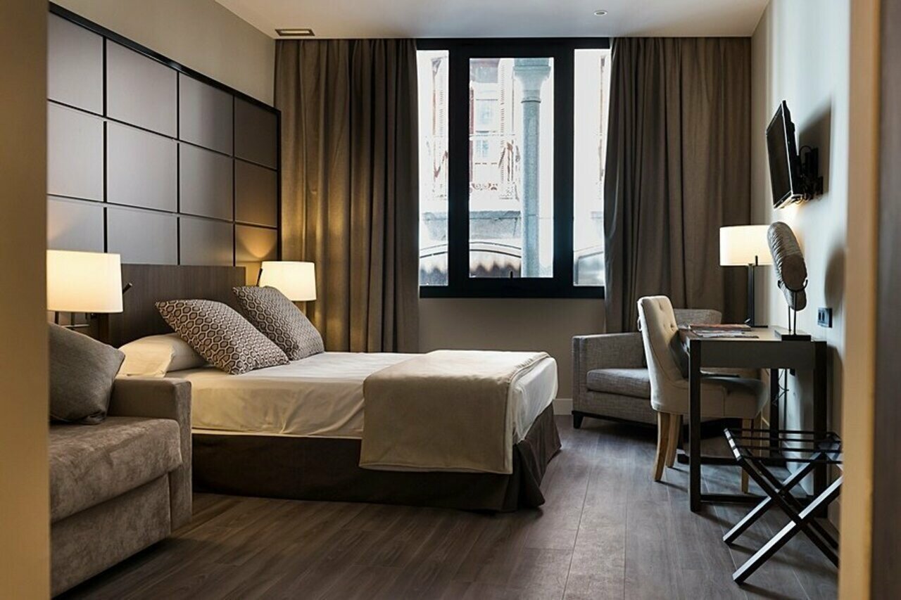 Фото Hotel Palacio de Valderrábanos