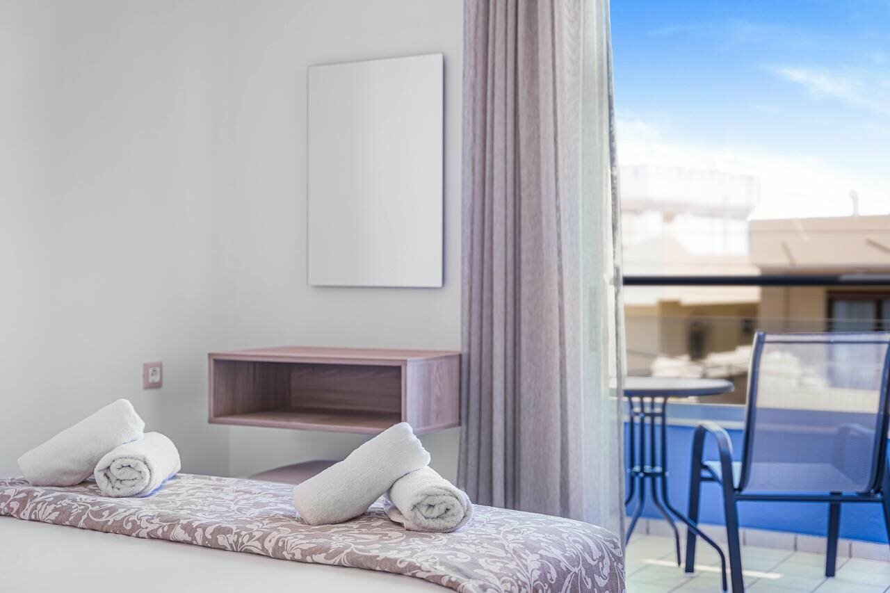 Фото Happy Days Studios