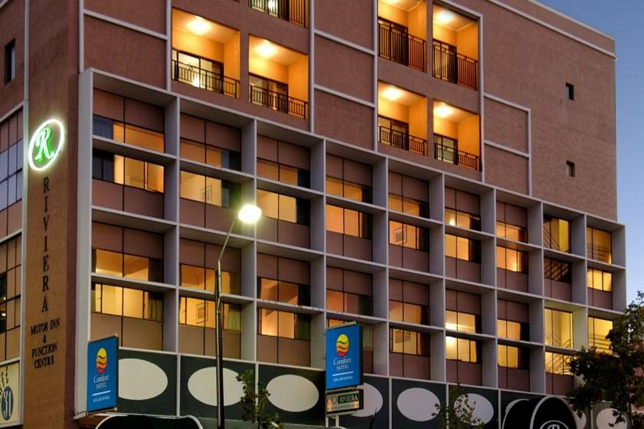 Фото отеля 1