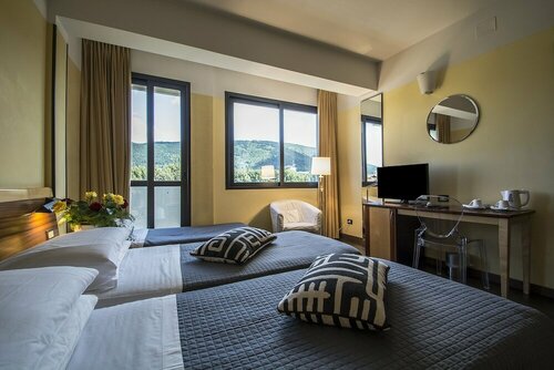 Гостиница Art Hotel Milano в Прато
