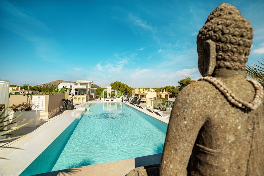 Фото Hotel The Sky – Adults Only