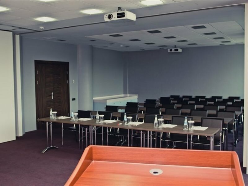 Фото Chirag Plaza