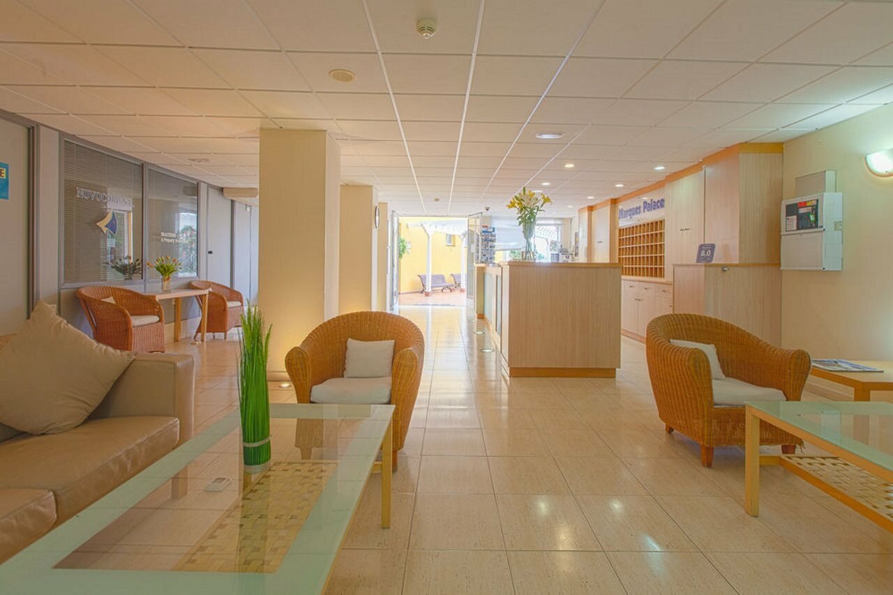 Фото El Marques Palace by Intercorp Hotel Group