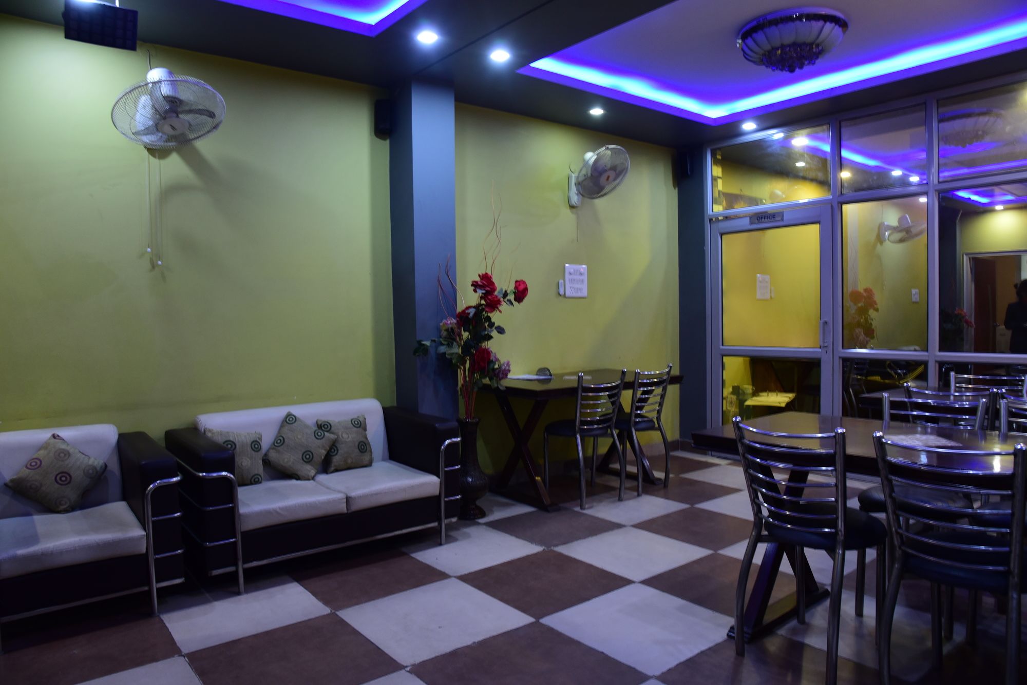 Фото Hotel Opera