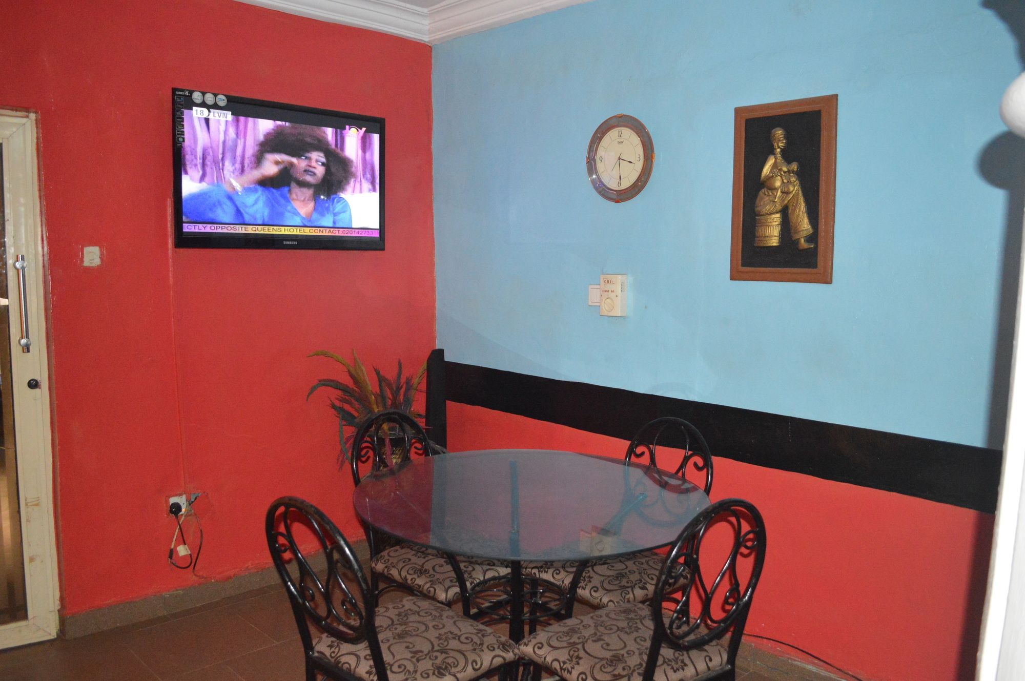 Фото HardRock Hotel and suites