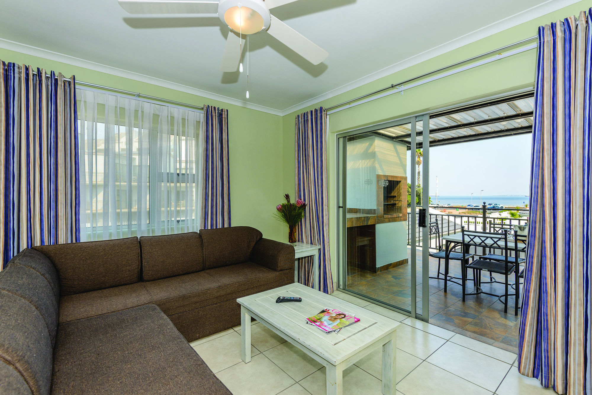 Фото Table View Villas