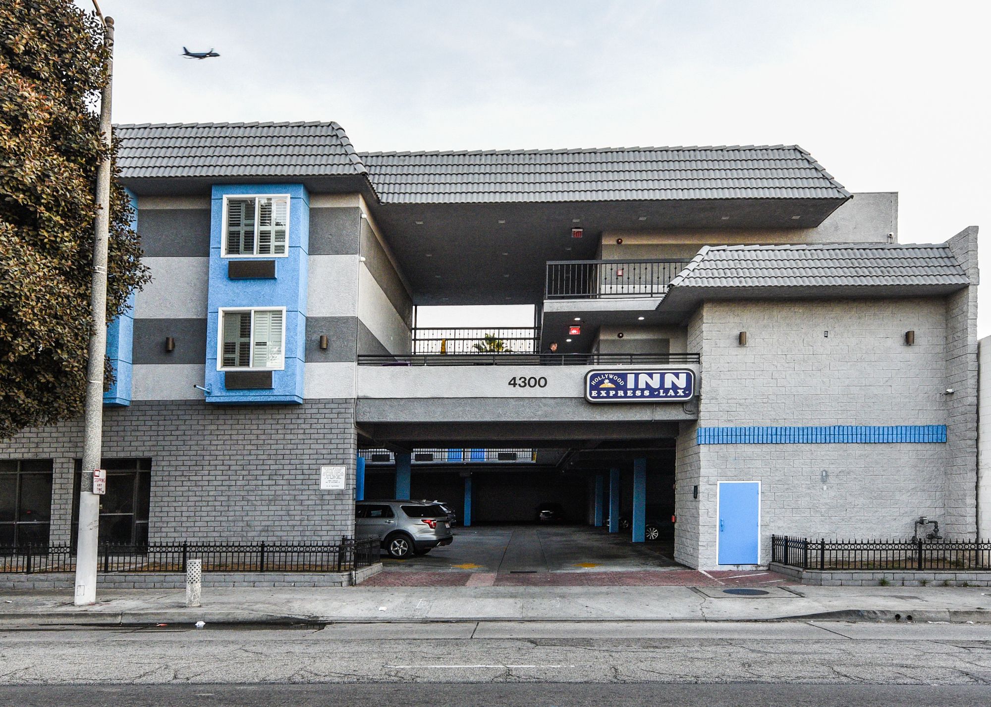 Фото Hollywood Inn Express Lax