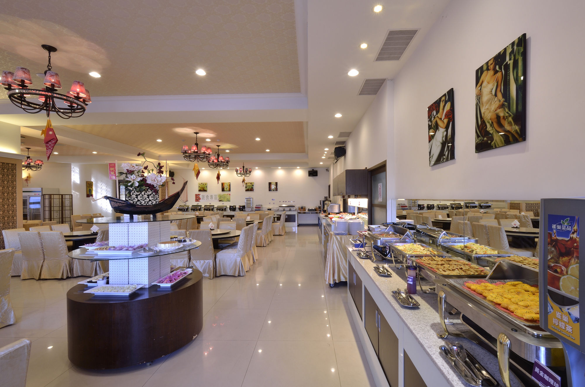 Фото Hotel Modern Puli