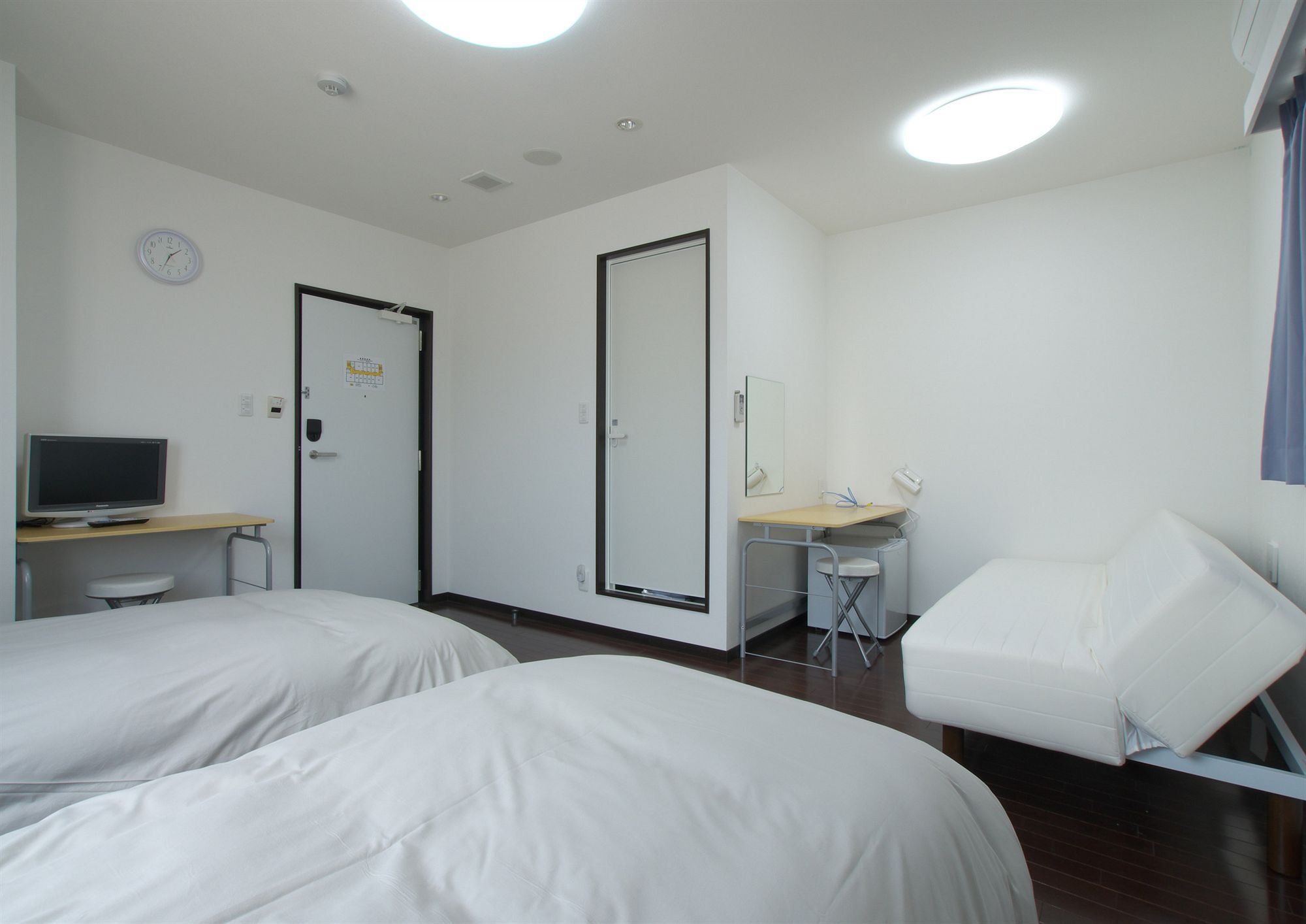 Фото Hotel Chuo Oasis