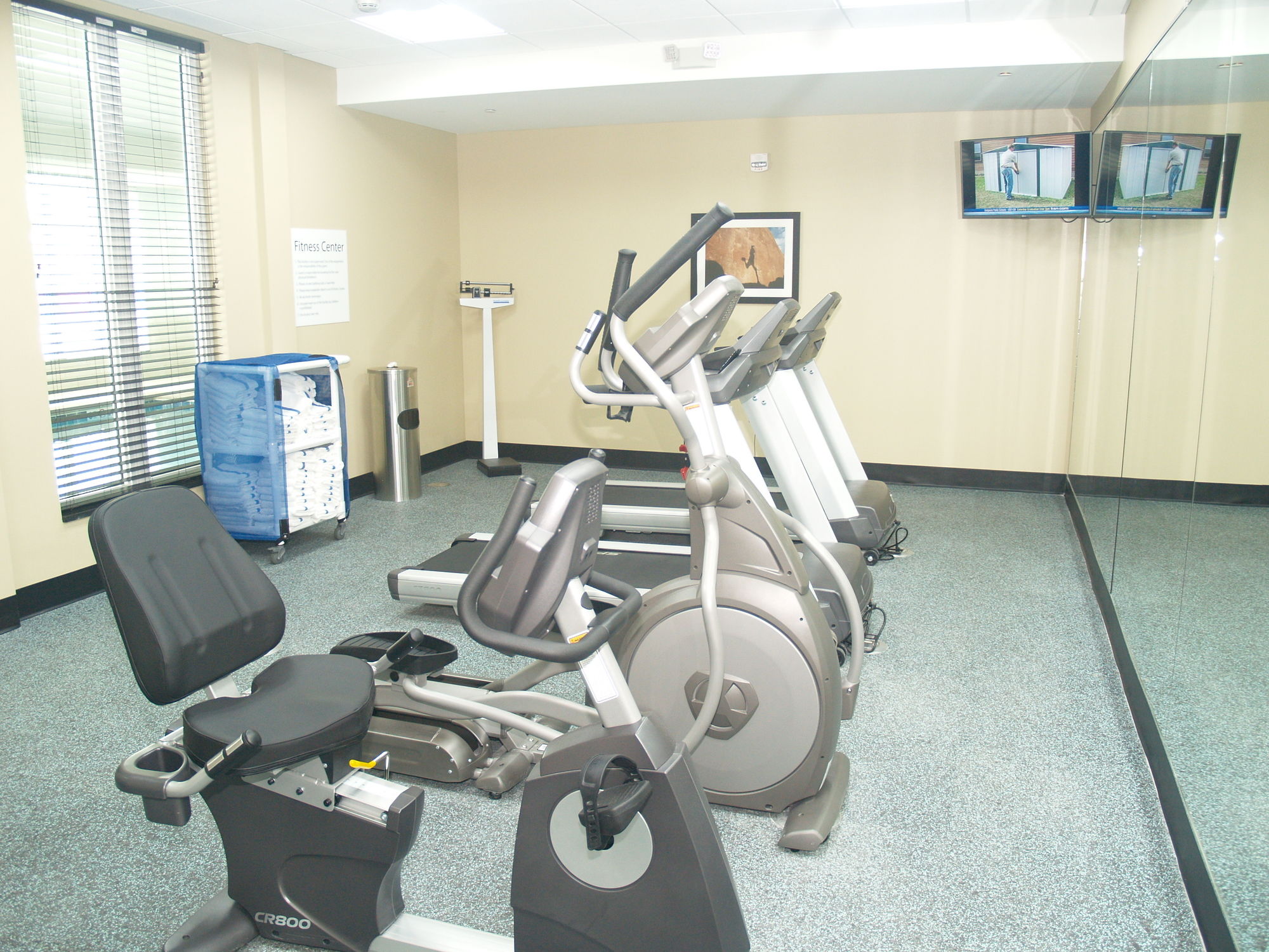 Фото Holiday Inn Salina, an Ihg Hotel