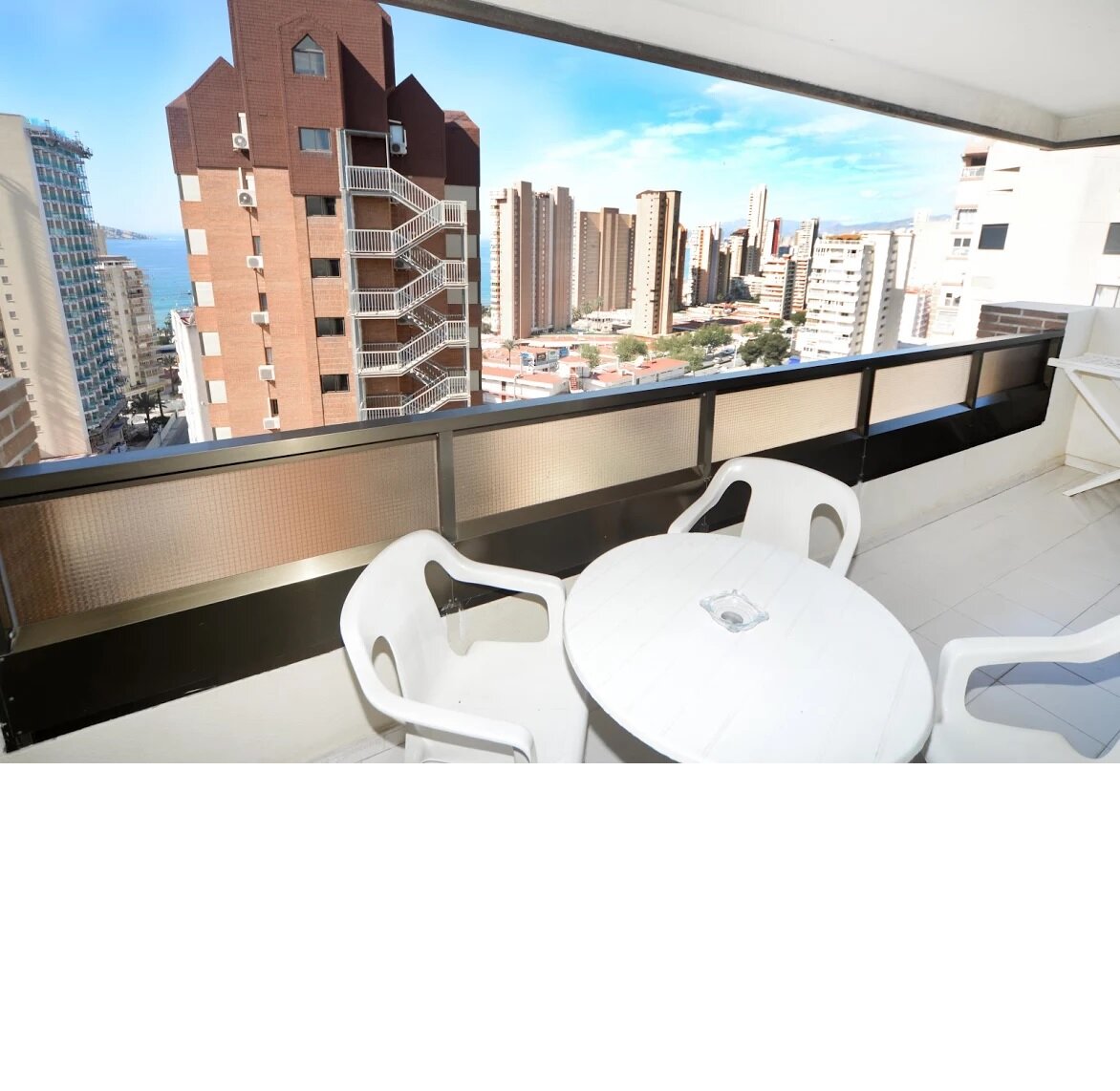 Фото Aparthotel Bcl Levante Beach