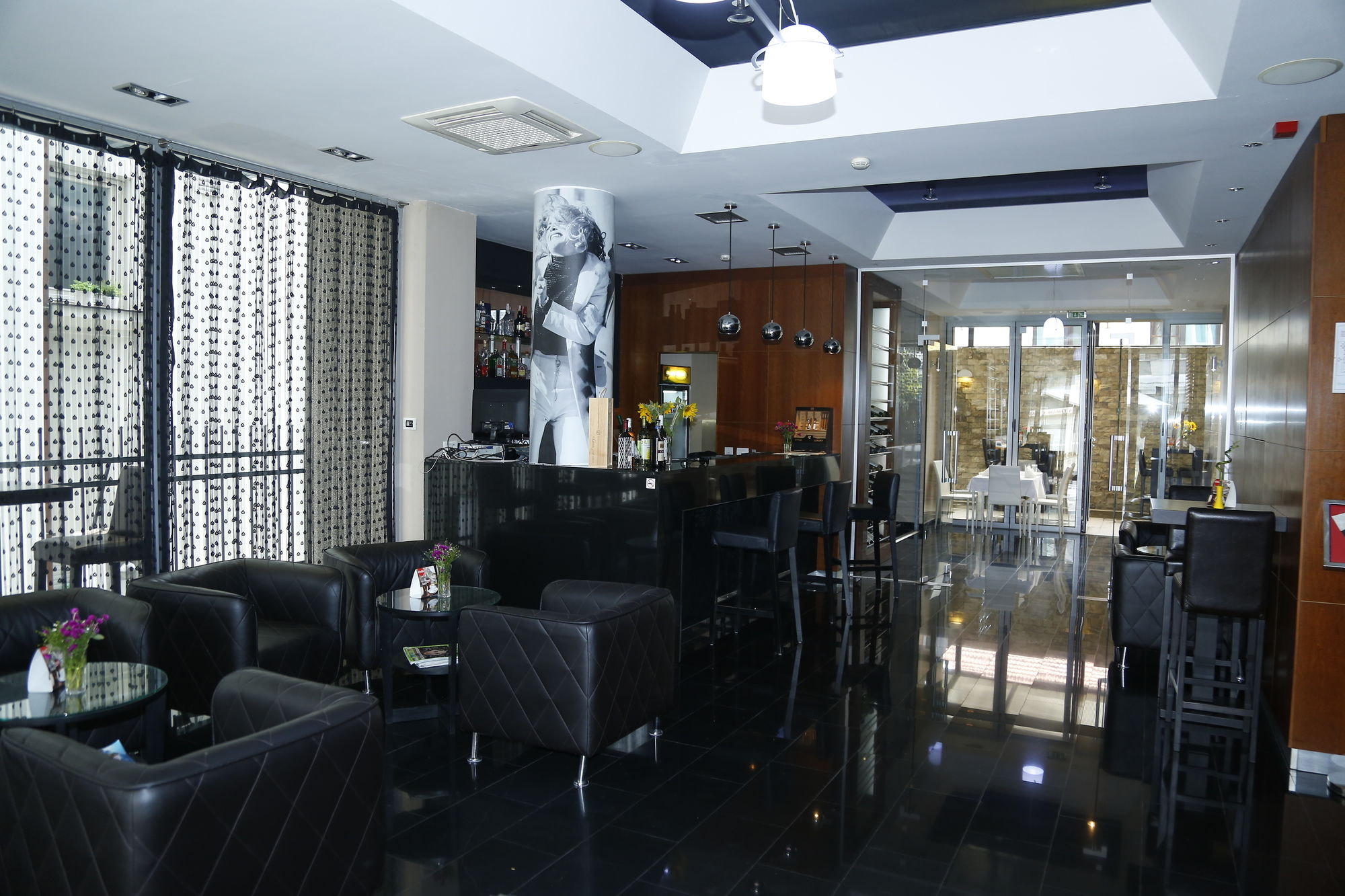 Фото Hotel Dolce International