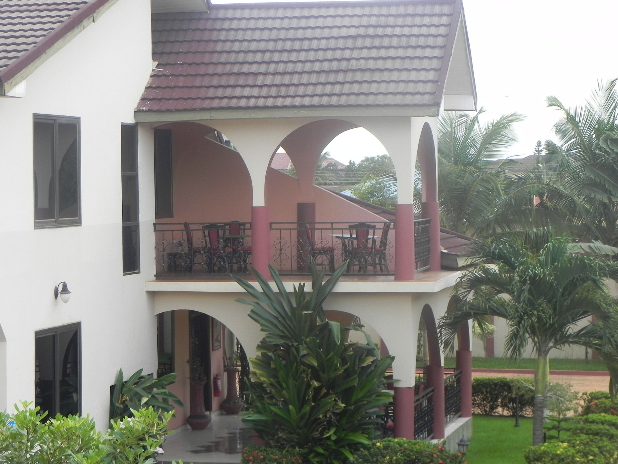 Фото Oriental Hotel North Legon