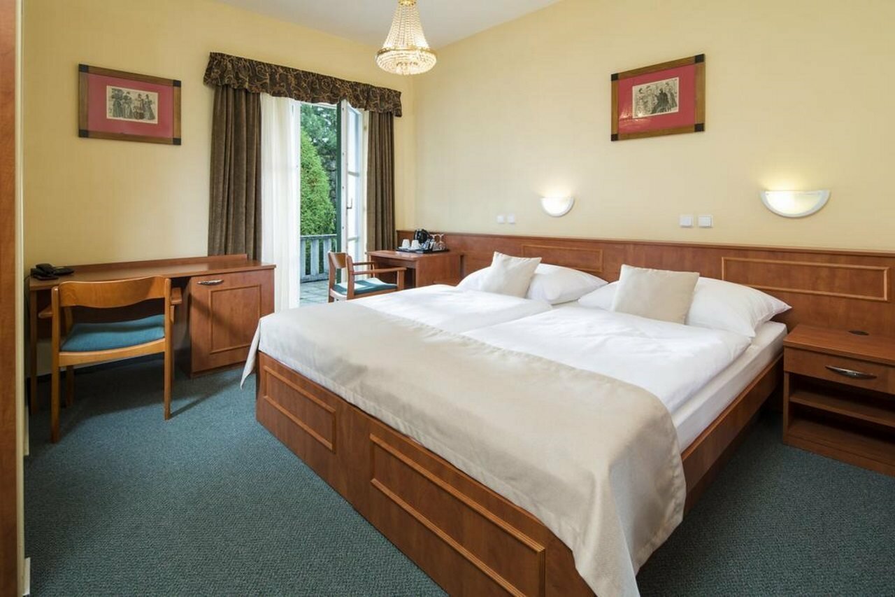 Фото отеля 2