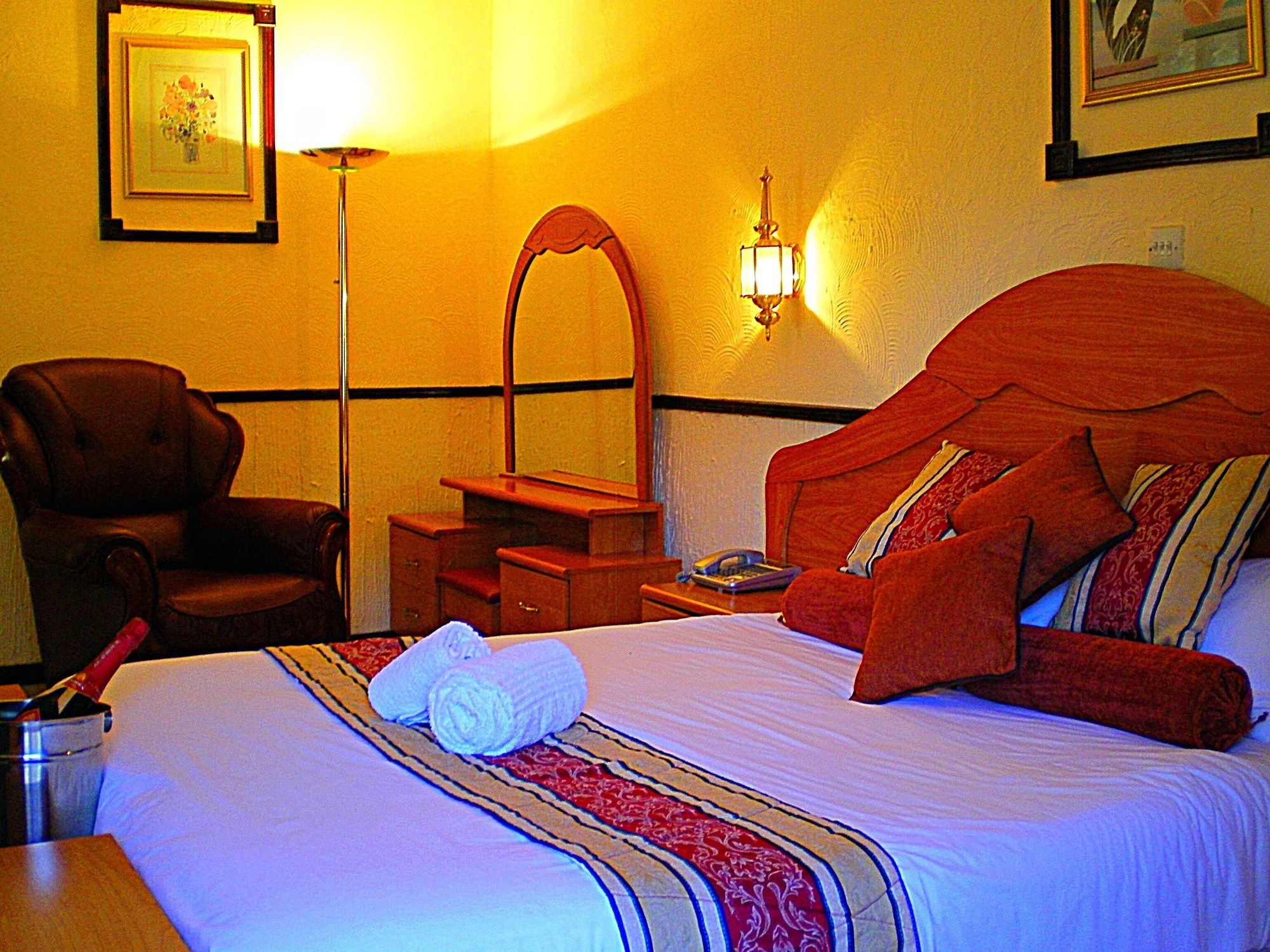 Фото New Fairmount Hotel & Casino