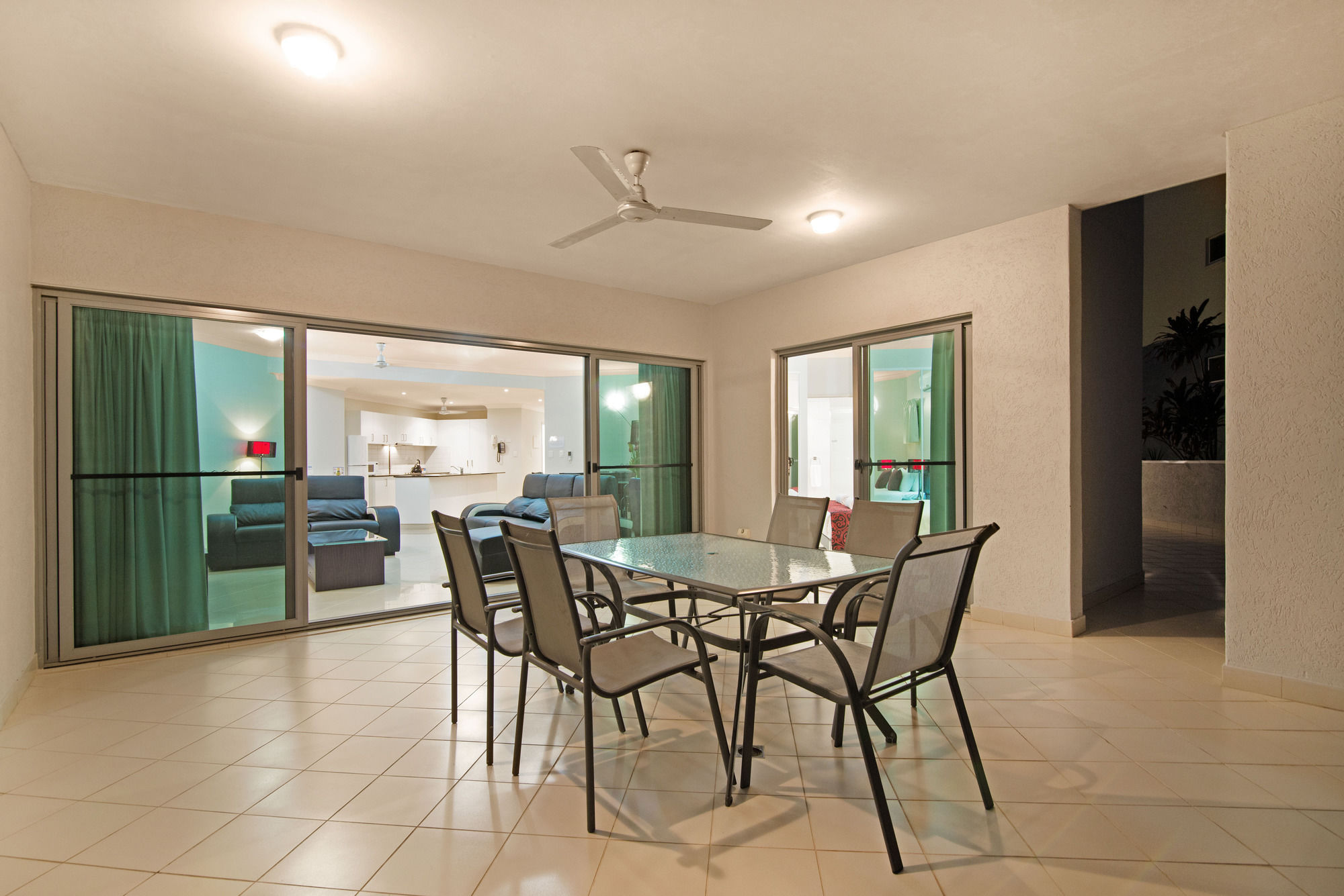 Фото Argus Apartments Darwin