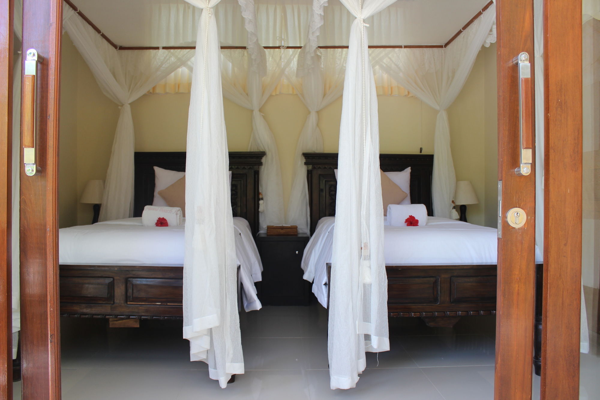 Фото Arya Amed Beach Resort and Dive Center