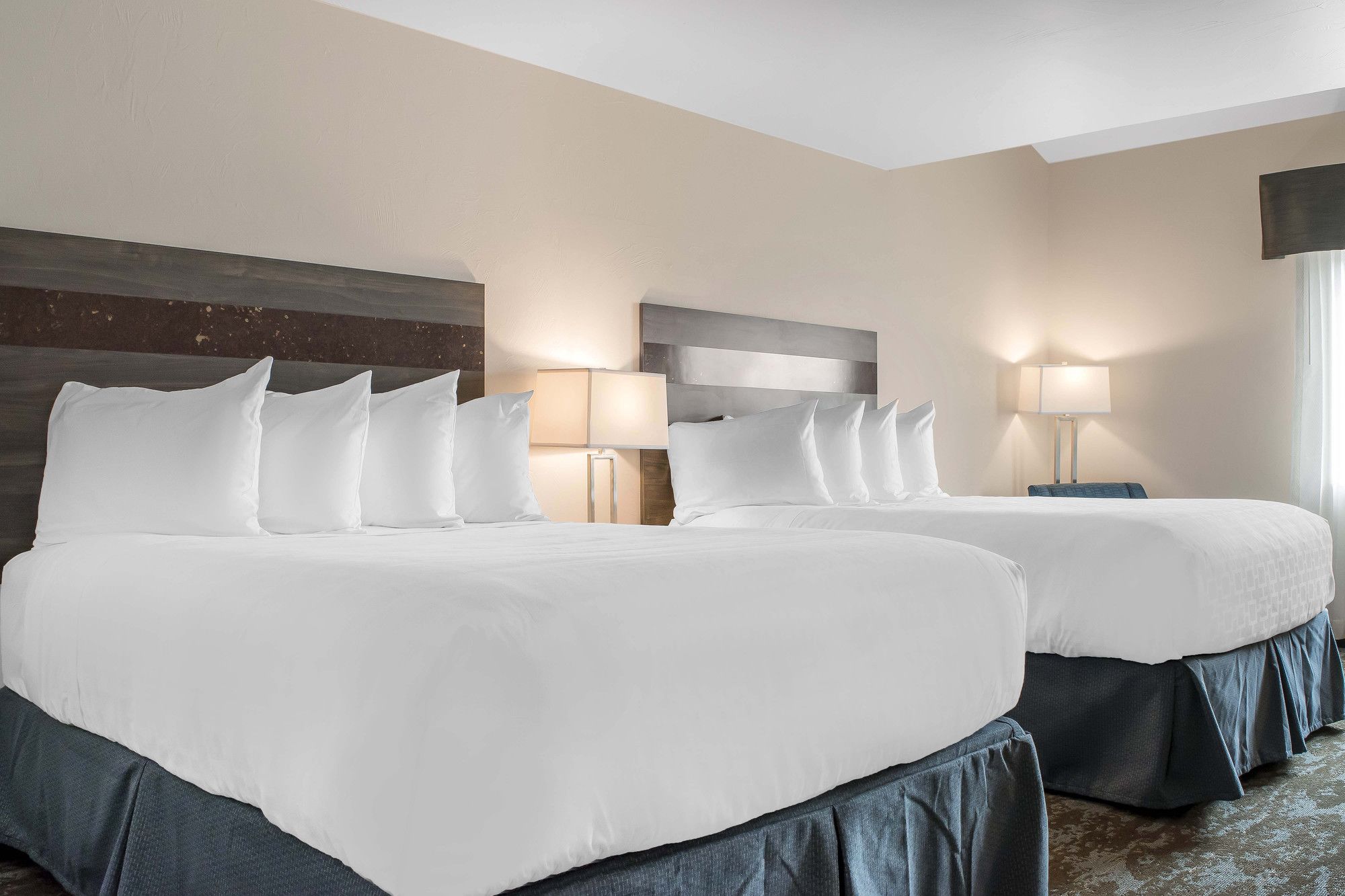 Фото Copper King Convention Center, Ascend Hotel Collection