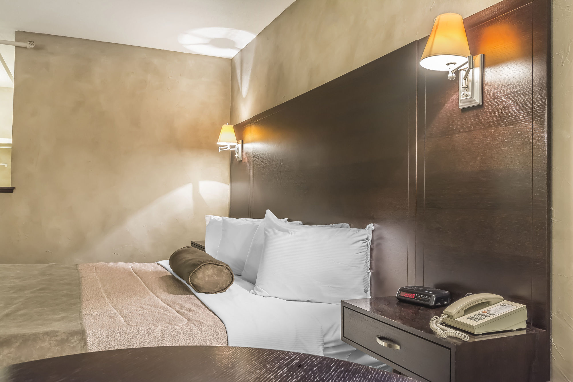 Фото Quality Hotel & Conference Centre