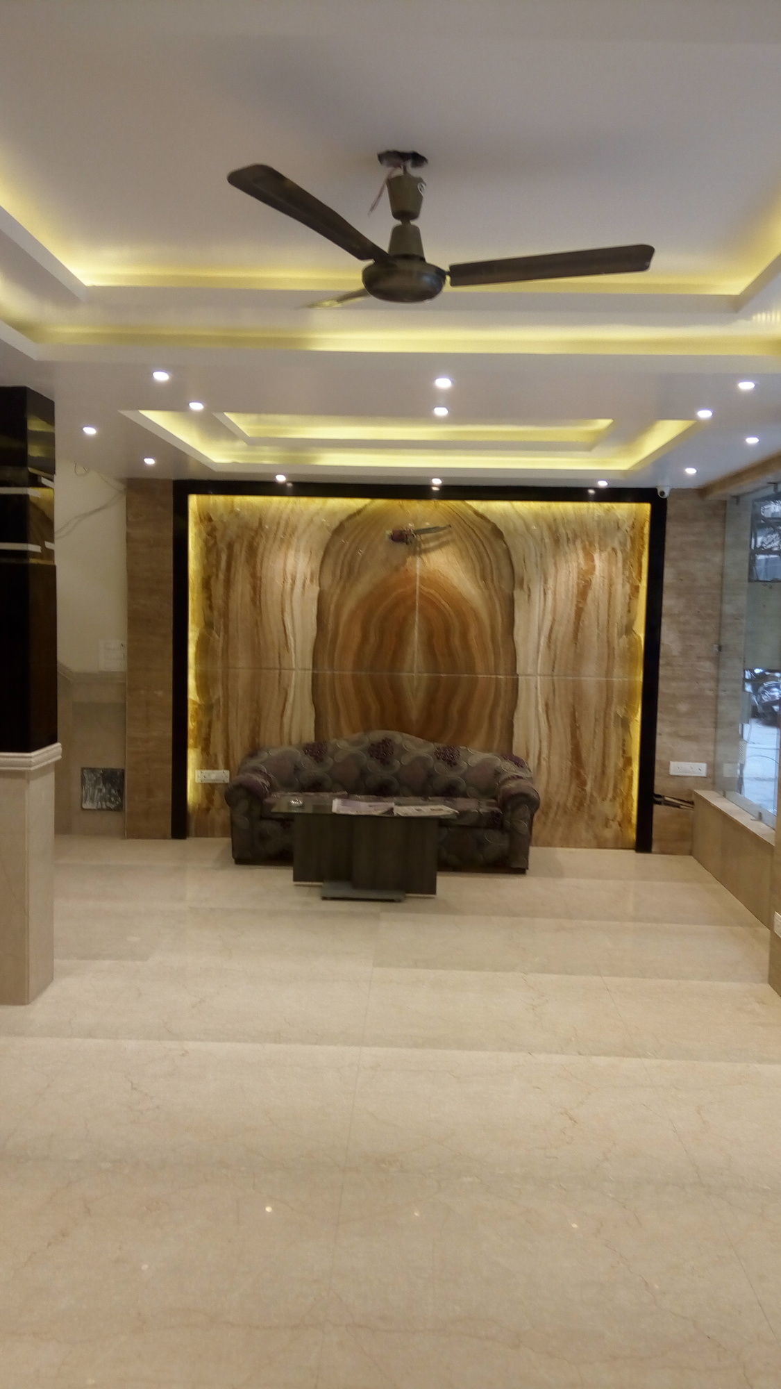 Фото Hotel Tashkent Palace