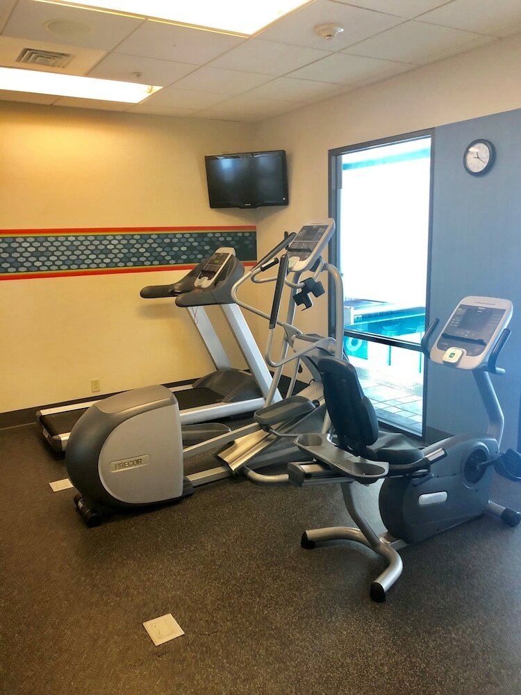 Фото Hampton Inn & Suites Norfolk-Airport