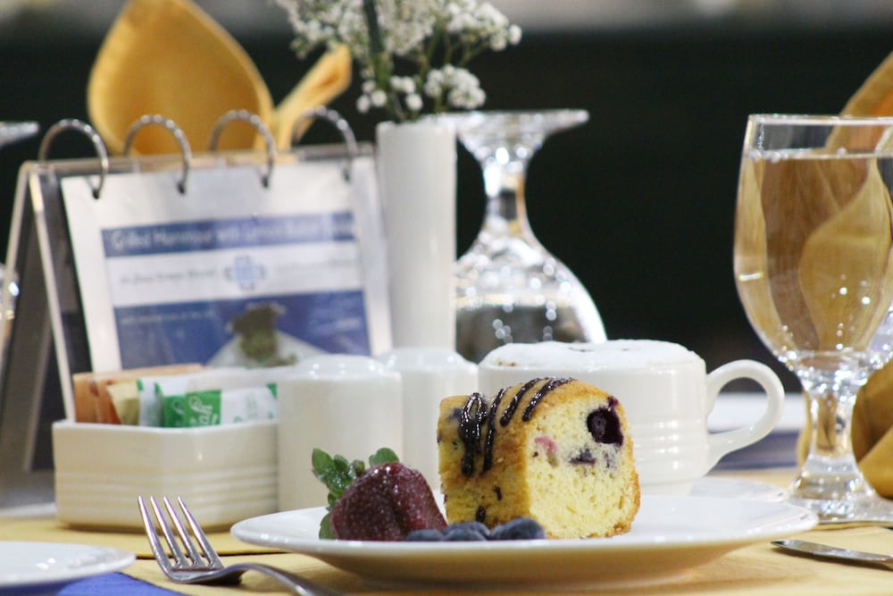 Фото Al Diar Dana Hotel