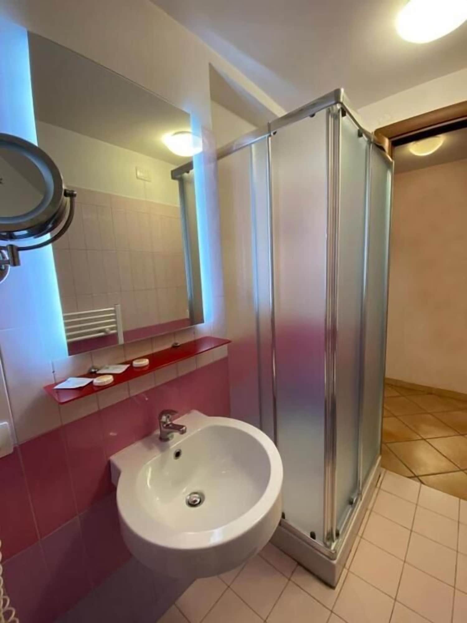 Фото Gulliver's Lodge