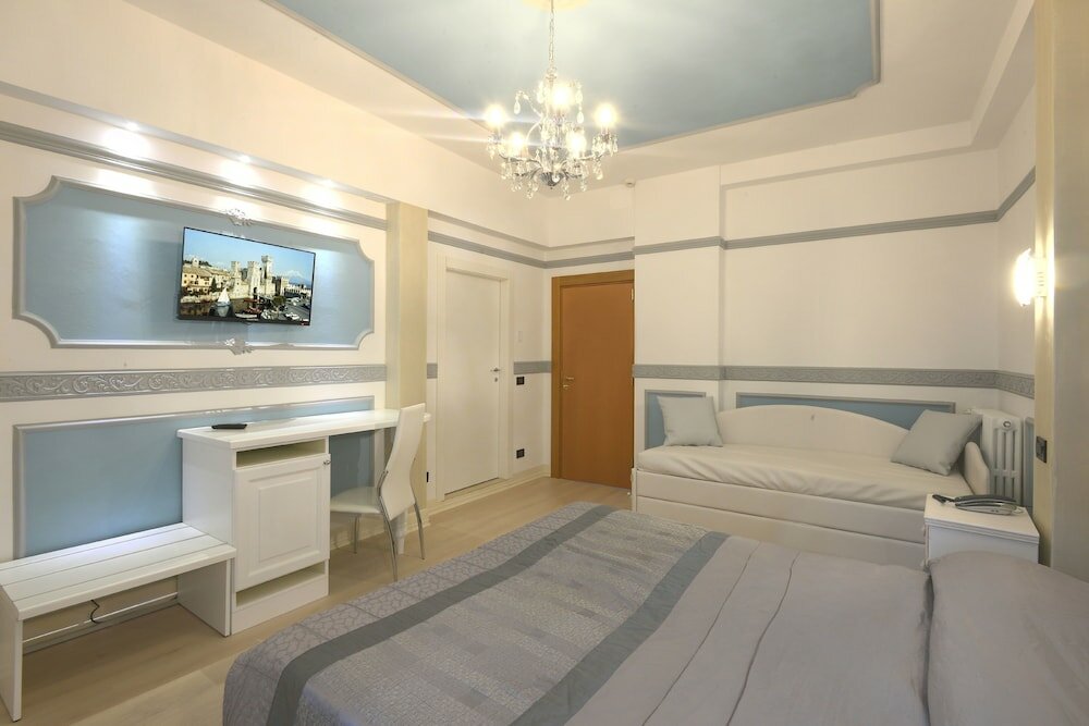 Фото Hotel Ristorante Commercio