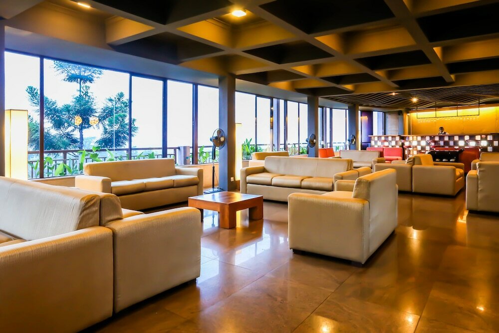 Фото The Tourmaline