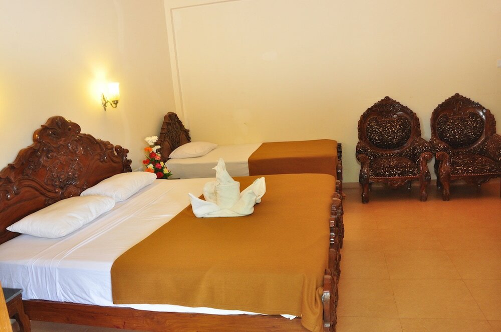 Фото Mayflower Beach Resort